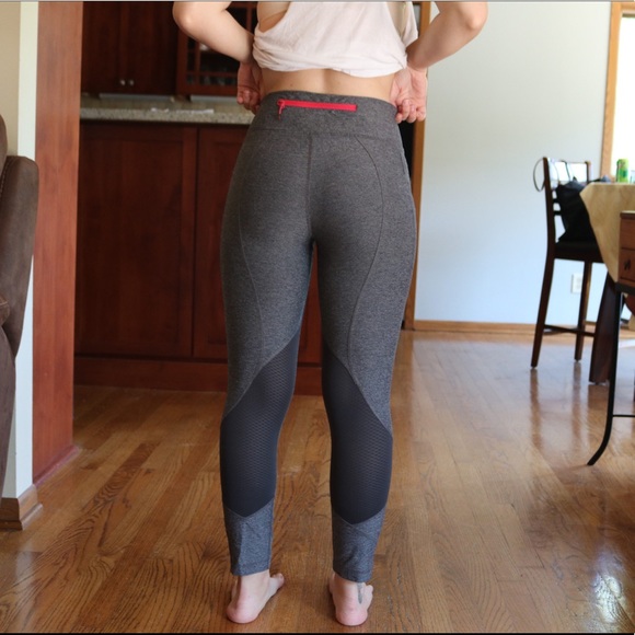 Grey Lululemon Leggings - Picture 3 of 4